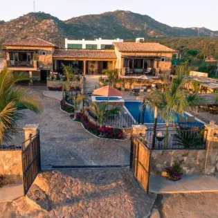 21 exterior villa la finca tezal