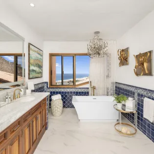 22 bathroom 2 villa marisal