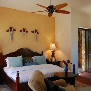 22 bedroom 1 villa estero