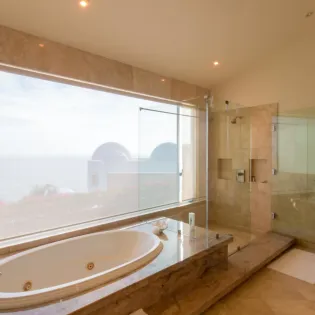 23 bathroom 1 villa del mar