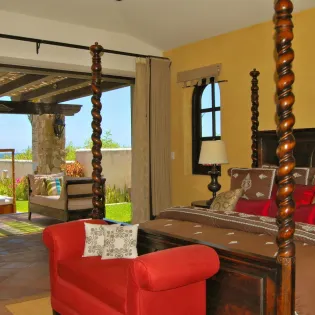 23 bedroom 1 villa estero