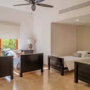23 bedroom 1 villa vista al mar