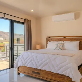 23 casa de monedas bedroom
