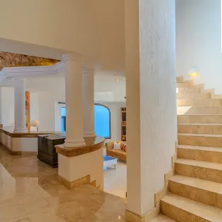 23 casa grande stairwell