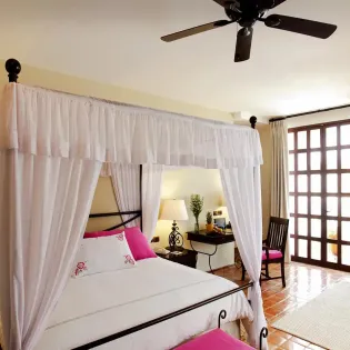 23 guaycura boutique hotel beach club   spa suite