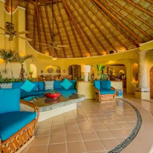 23 living room villa las rocas