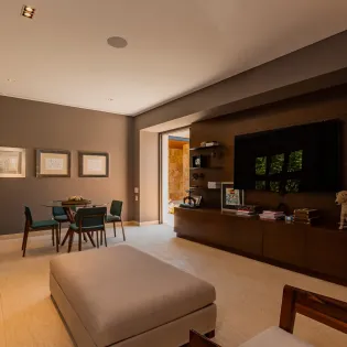 23 living room west enclave 7