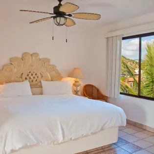 23 villa golden dome bedroom 2