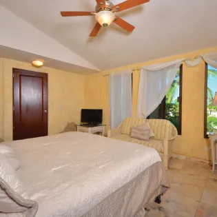 24 bedroom 1 villa los geckos
