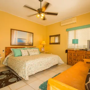 24 bedroom 2 villa ladrillo