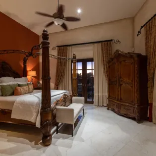 24 bedroom 2 villa maria