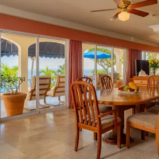 24 dining area villa miramar