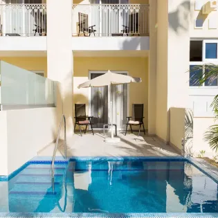 24 riu palace cabo san lucas suitepool