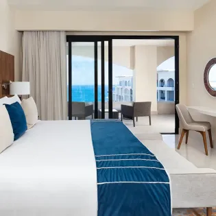 24 villa la valencia resort spa