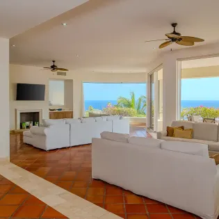 24 villa perla livingroom2