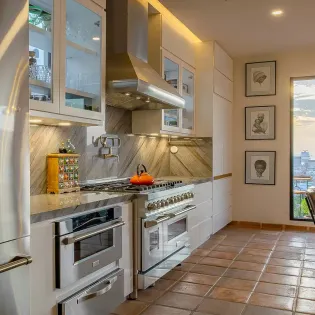 24casa by9 kitchen4