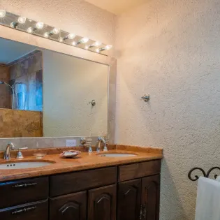 25 bathroom 2 villa de la luz
