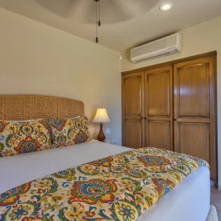 25 bedroom 3 villa esquina