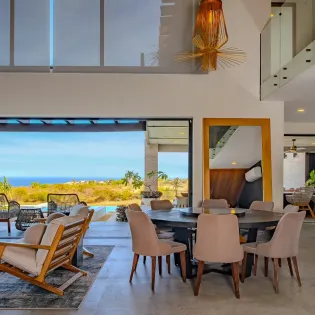 25 dining area casa sonrisa