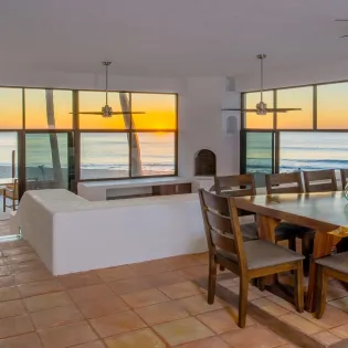 25 dining area villa costa azul