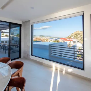 25 dining area villa de lam