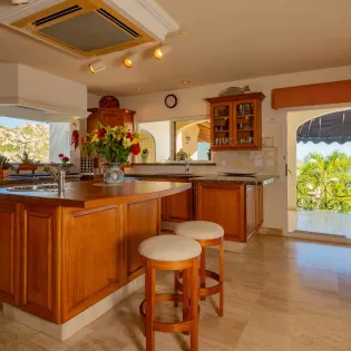 25 kitchen villa miramar