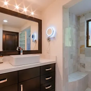 25 roca 101 casa del mar bathroom1
