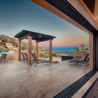 25 villa descanso patio