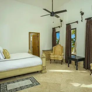 25 villa paraiso bedroomsuite