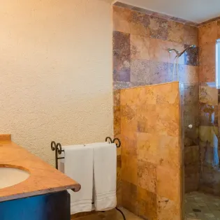 26 bathroom 2 villa de la luz