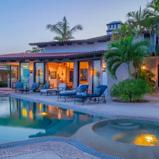 26 casa bellamar de cabo pool