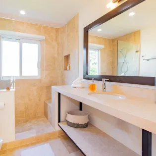 27 bathroom 1 villa tamika