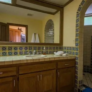 27 bathroom 2 villa victoria 34