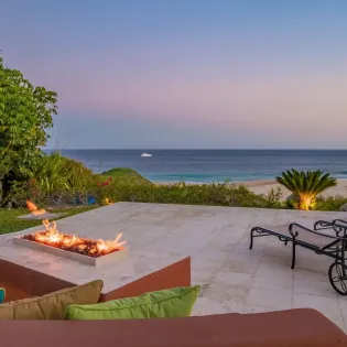 27 exterior villa cortez