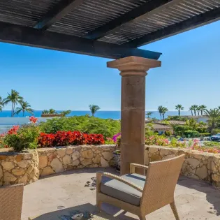 27 exterior villa vista al mar