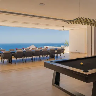 27 game area villa aurora