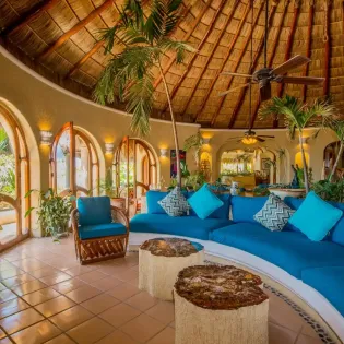 27 living room villa las rocas