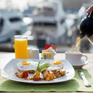 27 tesoro los cabos dining