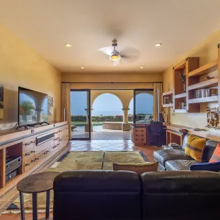 27 villa mariposa familyarea