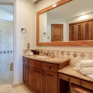 28 bathroom 1 casa maravillas