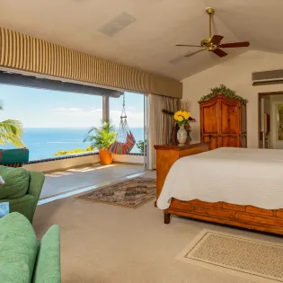 28 bedroom 2 villa miramar