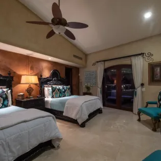 28 bedroom 4 villa maria