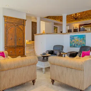28 casa grande livingroom3
