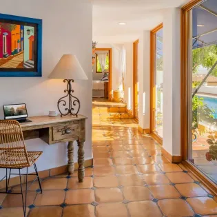 28 hallway villa carolina
