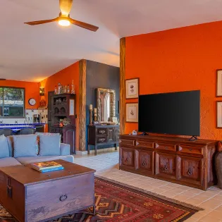 28 livingarea casa bugambilia