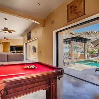 28 villa descanso pool table