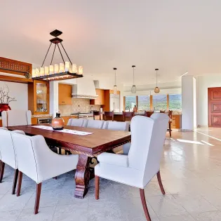 28 vllla bahia de los frailes dining room