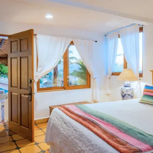 29 bedroom 1 villa carolina