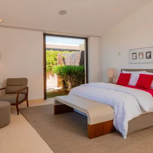 29 bedroom 1 west enclave 7