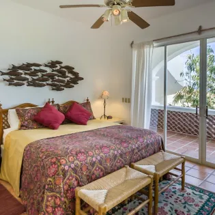 29 bedroom 2 villa fiesta